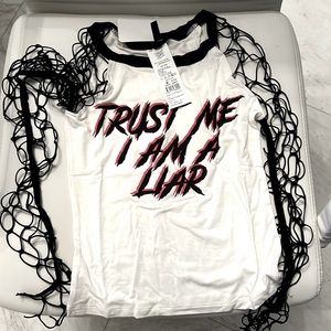 “Trust me, I am a liar” top , size small